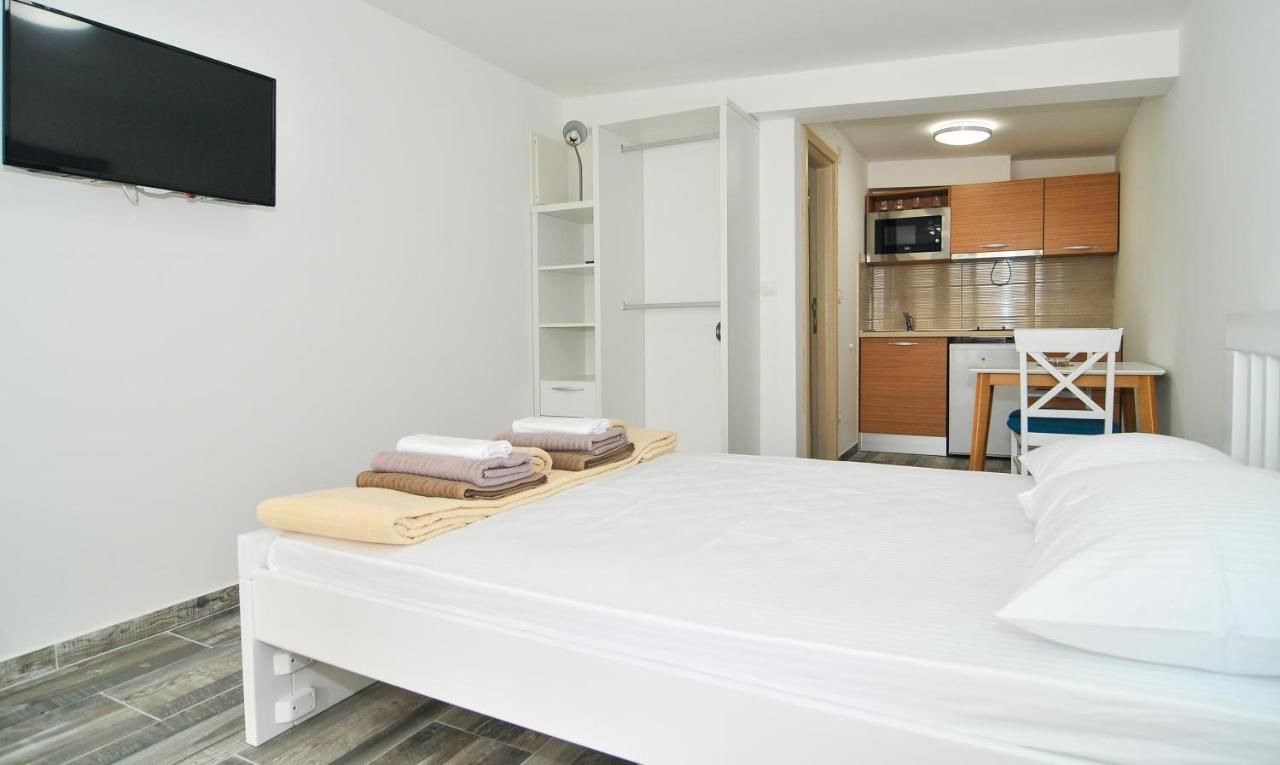 Апартаменты Apartments Edera Тиват-15