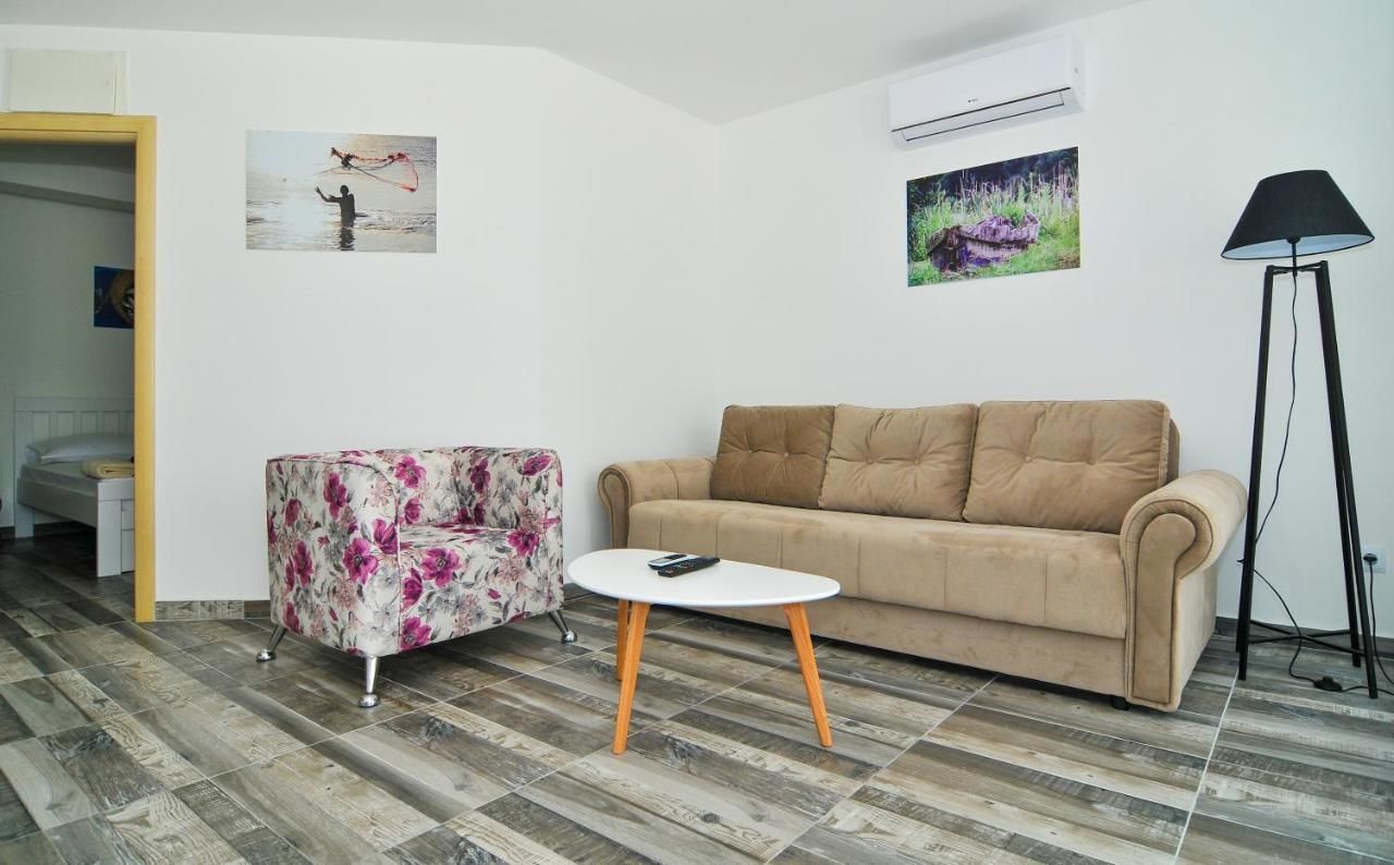 Апартаменты Apartments Edera Тиват-44