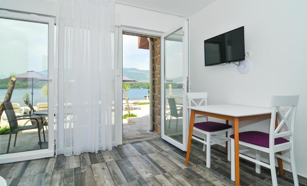 Апартаменты Apartments Edera Тиват