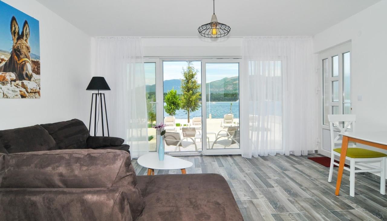 Апартаменты Apartments Edera Тиват-8