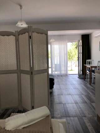 Апартаменты Apartments Edera Тиват Номер-студио с видом на море-6