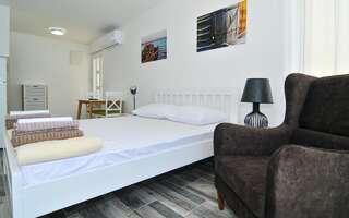 Апартаменты Apartments Edera Тиват Апартаменты-студио с видом на море-10