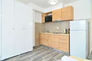 Апартаменты Apartments Edera Тиват Апартаменты-студио с видом на море-11