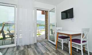 Апартаменты Apartments Edera Тиват Апартаменты с видом на море-15